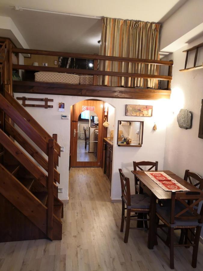 Le Petit Refuge Cervinia Apartment เบรยล์-แชร์วิเนีย ภายนอก รูปภาพ