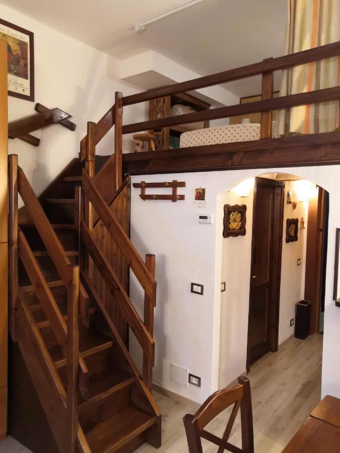 Le Petit Refuge Cervinia Apartment เบรยล์-แชร์วิเนีย ภายนอก รูปภาพ