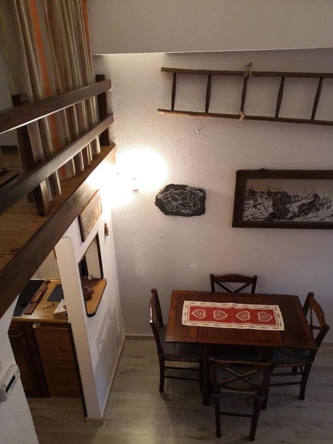 Le Petit Refuge Cervinia Apartment เบรยล์-แชร์วิเนีย ภายนอก รูปภาพ