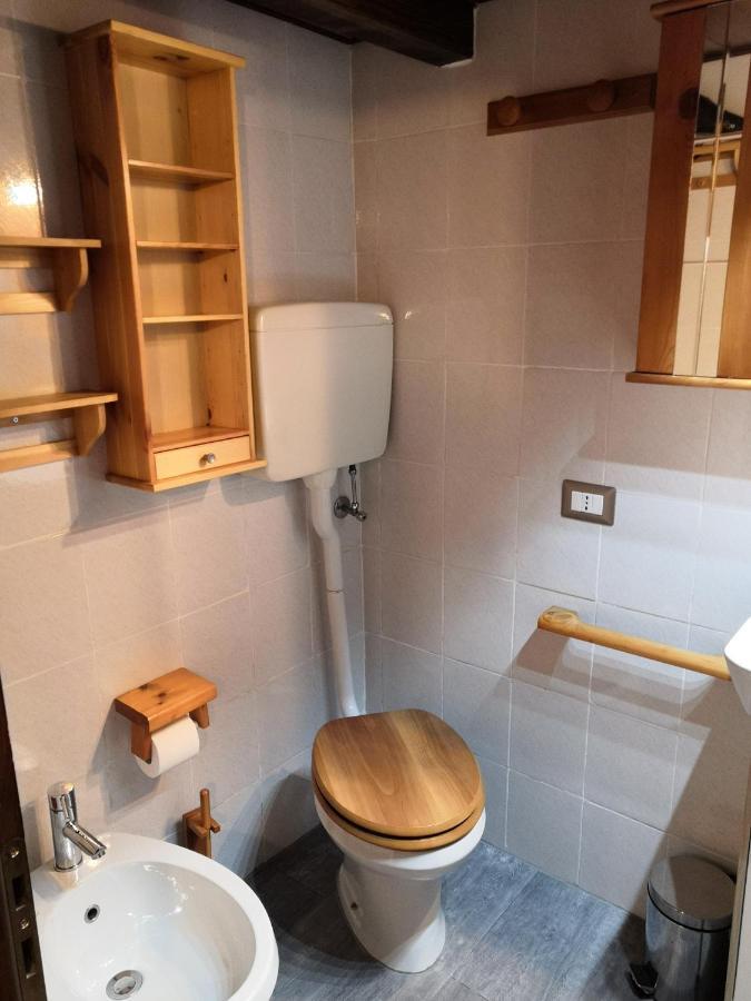Le Petit Refuge Cervinia Apartment เบรยล์-แชร์วิเนีย ภายนอก รูปภาพ