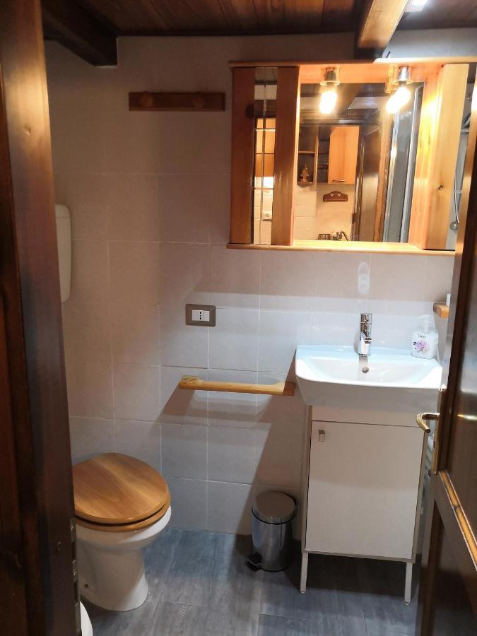 Le Petit Refuge Cervinia Apartment เบรยล์-แชร์วิเนีย ภายนอก รูปภาพ