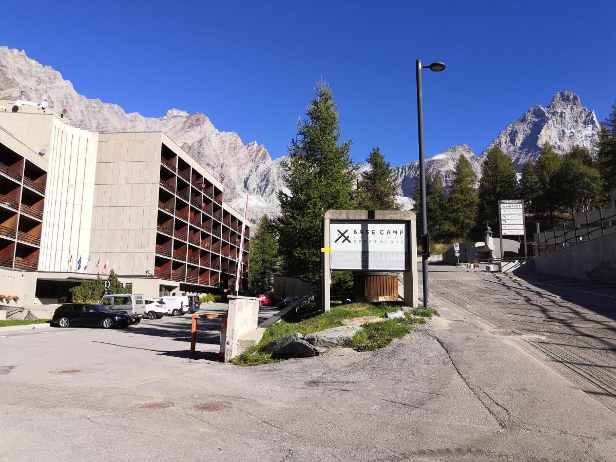 Le Petit Refuge Cervinia Apartment เบรยล์-แชร์วิเนีย ภายนอก รูปภาพ