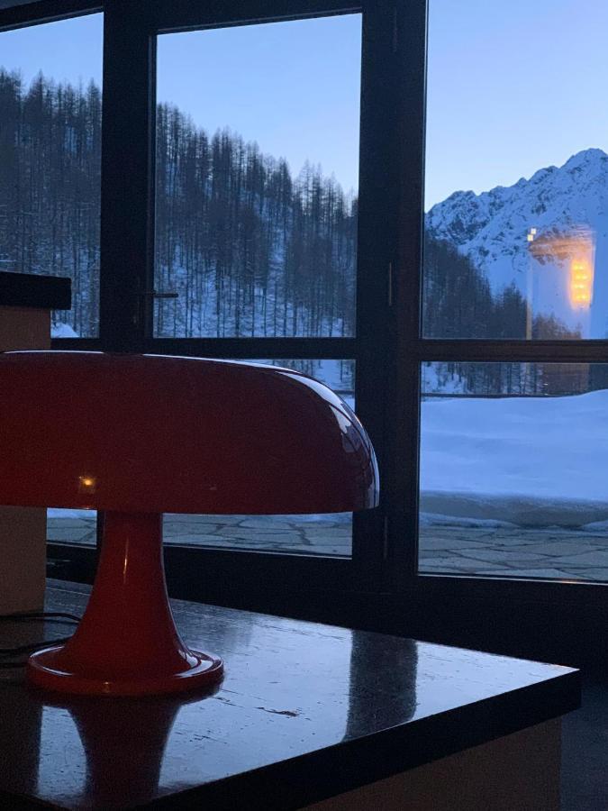 Le Petit Refuge Cervinia Apartment เบรยล์-แชร์วิเนีย ภายนอก รูปภาพ