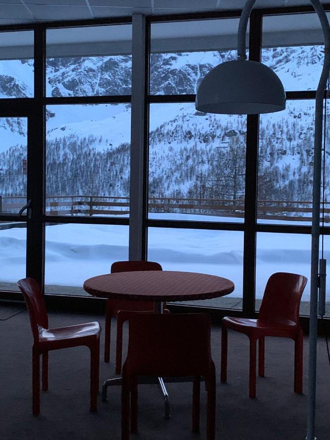 Le Petit Refuge Cervinia Apartment เบรยล์-แชร์วิเนีย ภายนอก รูปภาพ