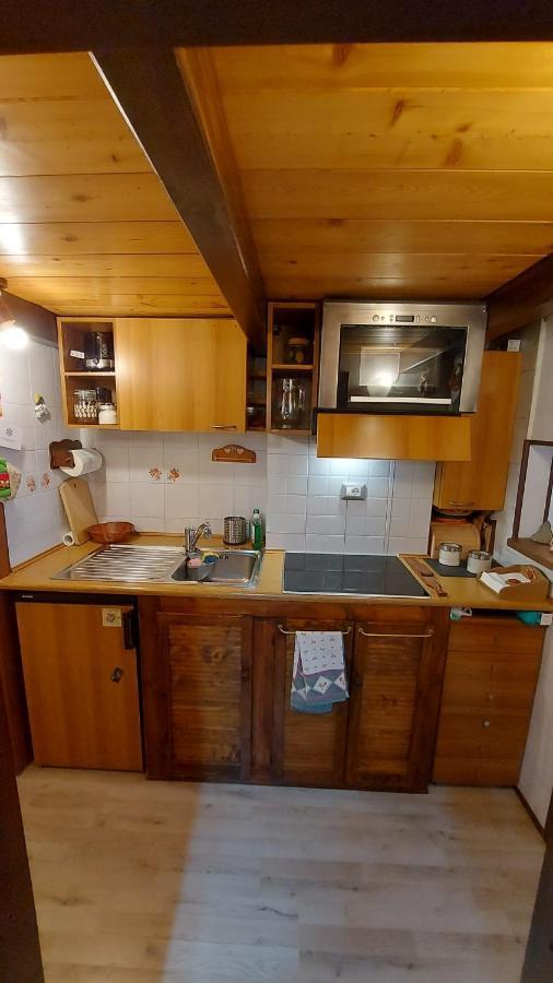 Le Petit Refuge Cervinia Apartment เบรยล์-แชร์วิเนีย ภายนอก รูปภาพ